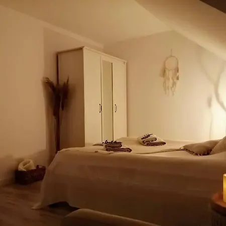 Polne Zacisze Guest House Lgin Eksteriør bilde